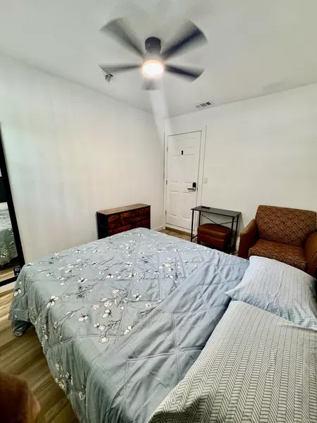 Coliving in North Austin Civic Association - North Austin, Austin