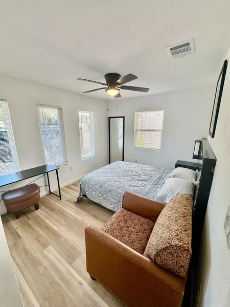 Coliving in North Austin Civic Association - North Austin, Austin