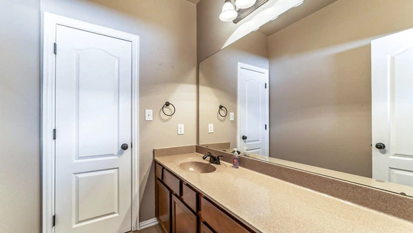 Coliving in Far West Side - West SATX, San Antonio