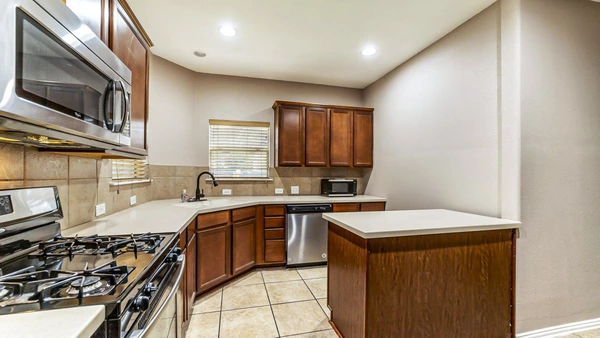 Coliving in Far West Side - West SATX, San Antonio