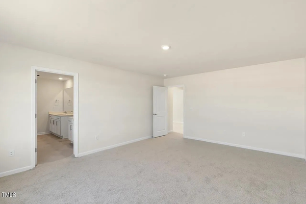 Coliving in Angier - Outer Triangle, Raleigh