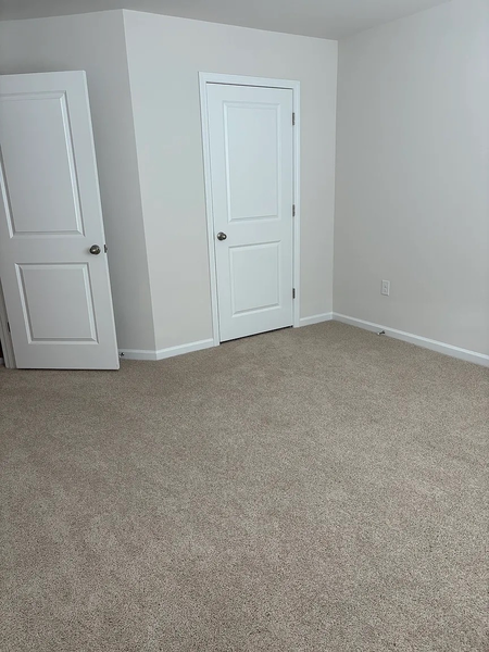 Coliving in Angier - Outer Triangle, Raleigh