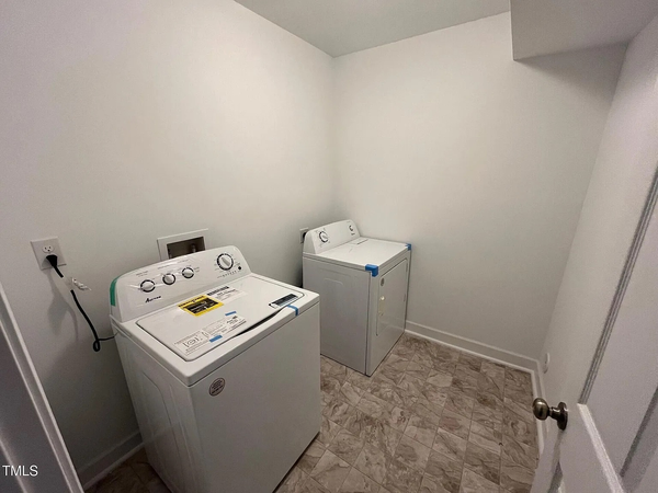 Coliving in Woodcroft - Durham, Raleigh