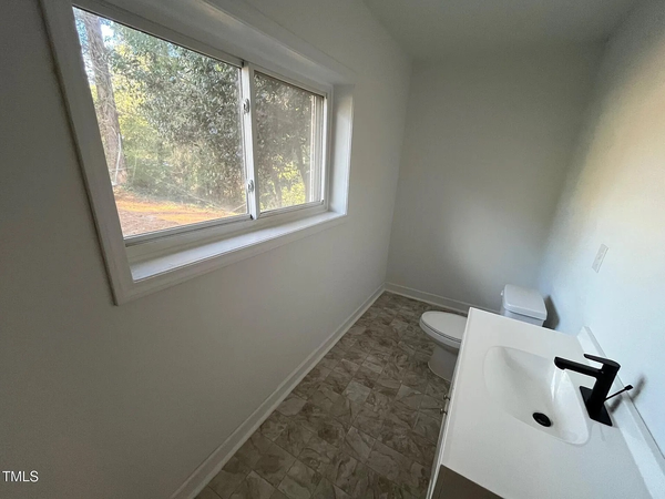 Coliving in Woodcroft - Durham, Raleigh