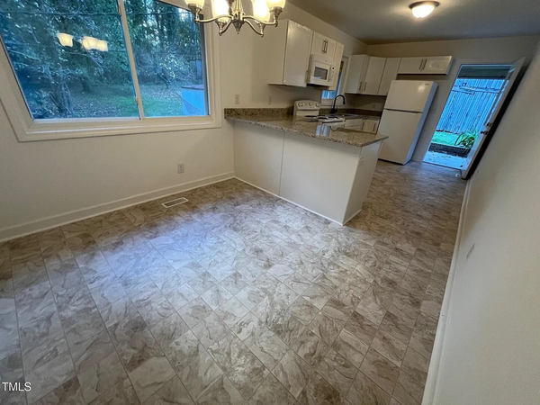 Coliving in Woodcroft - Durham, Raleigh