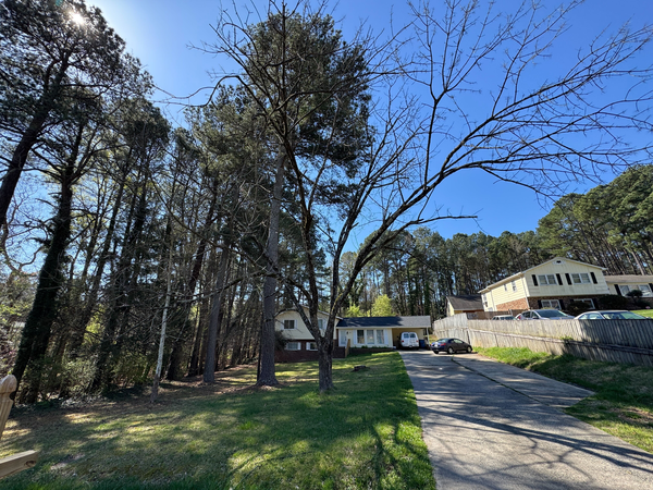 Coliving in Woodcroft - Durham, Raleigh