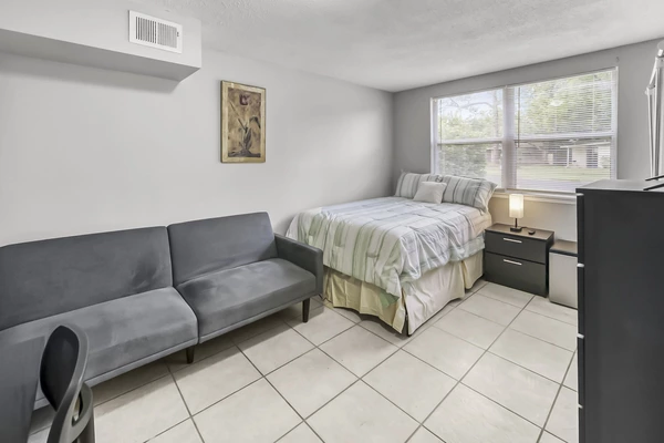 Coliving in Hyde Park JAX - Westside, Jacksonville