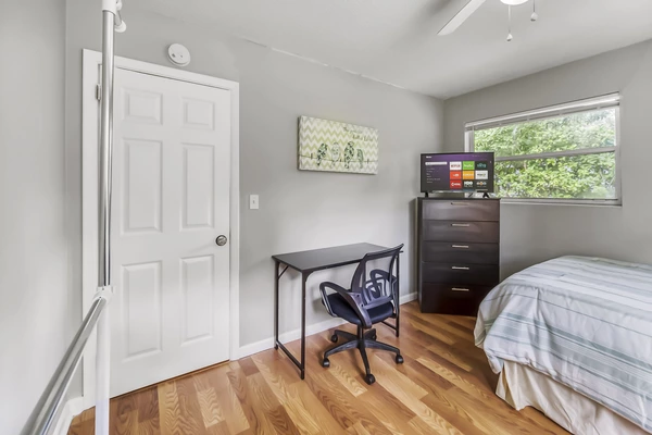 Coliving in Hyde Park JAX - Westside, Jacksonville