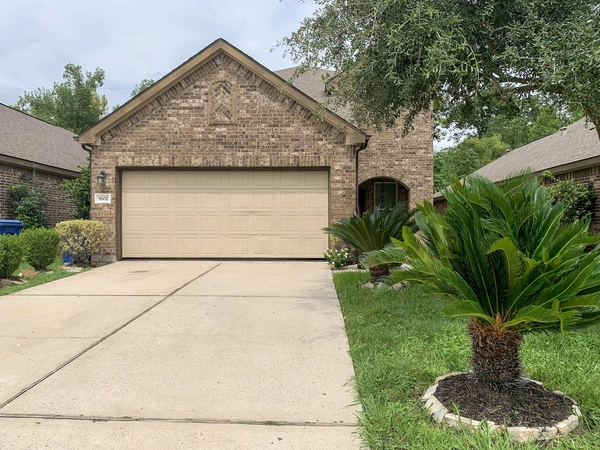 Coliving in Greater Greenspoint - Ne Houston, Houston
