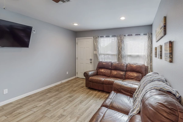 Coliving in Cedar Crest - Se Dallas, Dallas