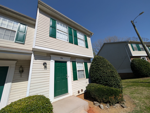 Coliving in University City South - North Charlotte, Charlotte