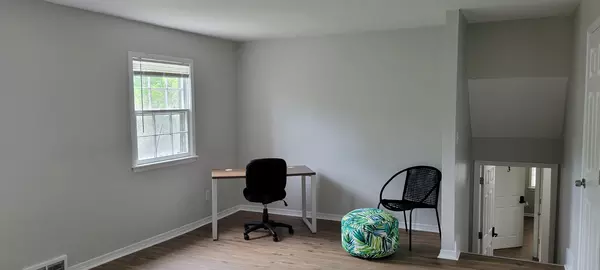 Coliving in Blue Springs - Outer KCMO, Kansas City