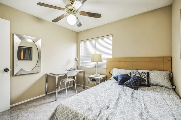 Coliving in North Las Vegas - North Las Vegas, Las Vegas