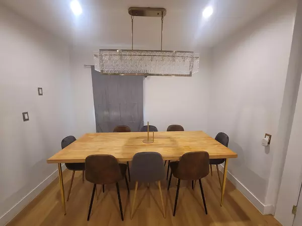 Coliving in Long Beach - The Harbor, Los Angeles