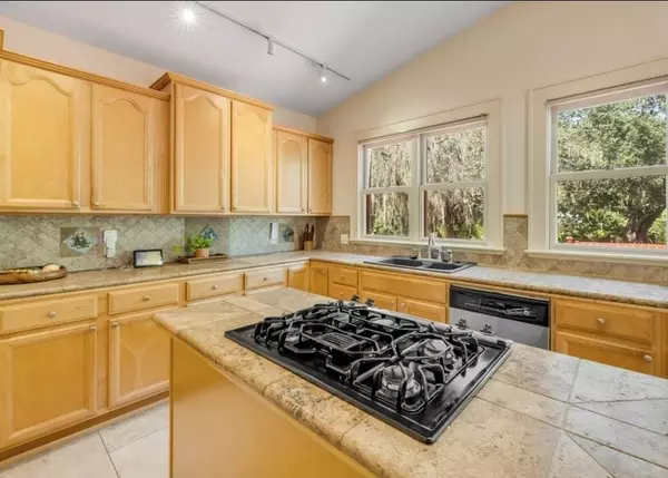 Coliving in DeLand - Outer Orlando, Orlando