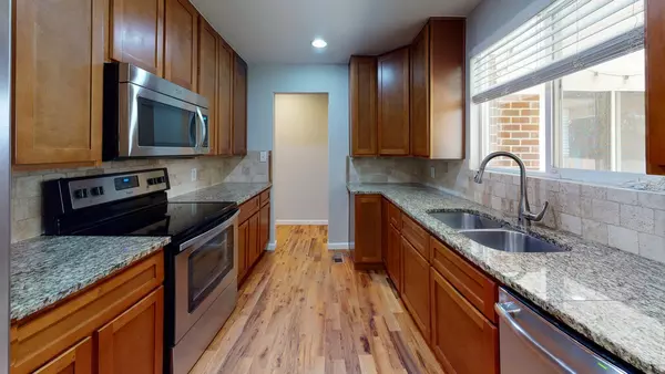 5 bedrooms apartment for rent in Lakewood - Outer Denver, Denver