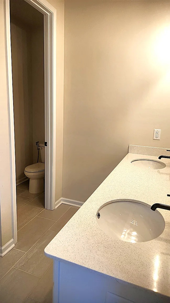 Coliving in Harrisburg - North Charlotte, Charlotte