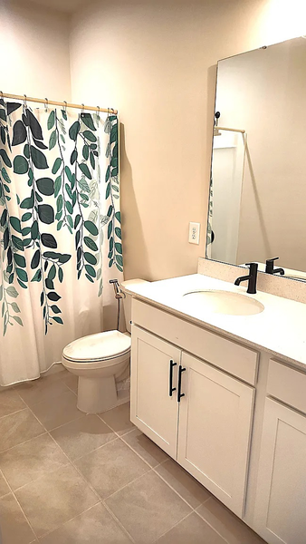 Coliving in Harrisburg - North Charlotte, Charlotte