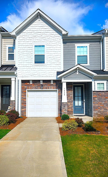 Coliving in Harrisburg - North Charlotte, Charlotte