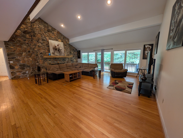 Coliving in Huntersville - North Charlotte, Charlotte