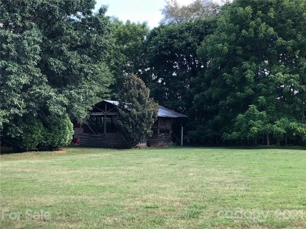 Coliving in Huntersville - North Charlotte, Charlotte