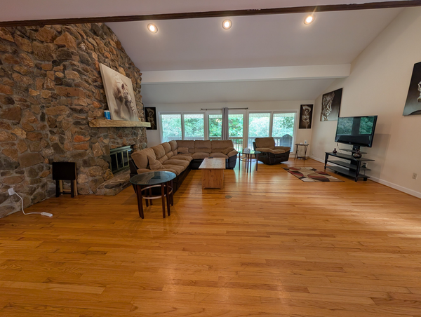 Coliving in Huntersville - North Charlotte, Charlotte