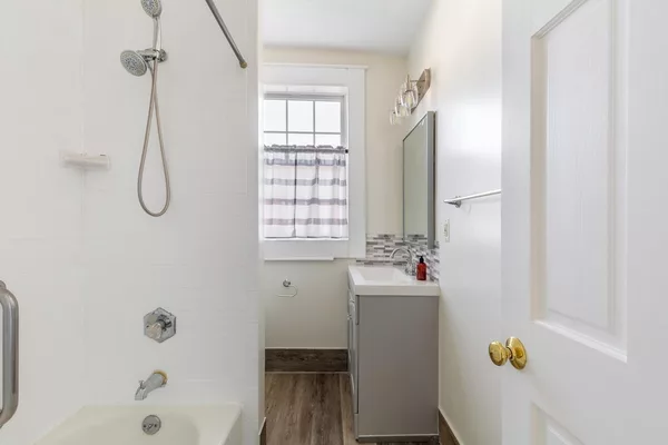 Coliving in Edgewood DC - NE DC, Washington DC