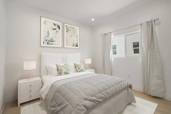 Coliving in Valley Village - San Fernando Valley, Los Angeles