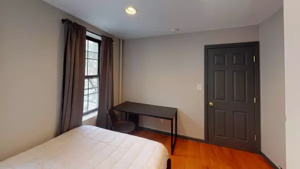 Coliving in Alphabet City - Manhattan, New York