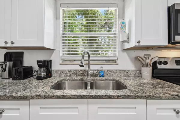 Coliving in Kenwood - Clearwater-St. Petersburg, Tampa