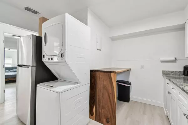 Coliving in Kenwood - Clearwater-St. Petersburg, Tampa