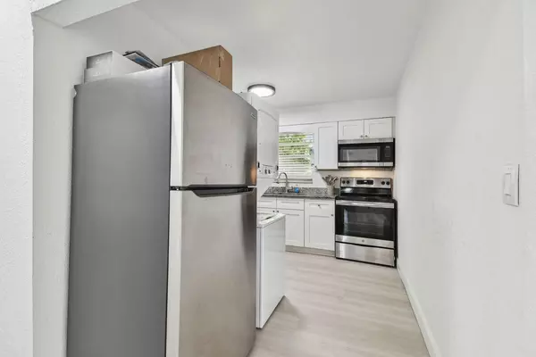 Coliving in Kenwood - Clearwater-St. Petersburg, Tampa
