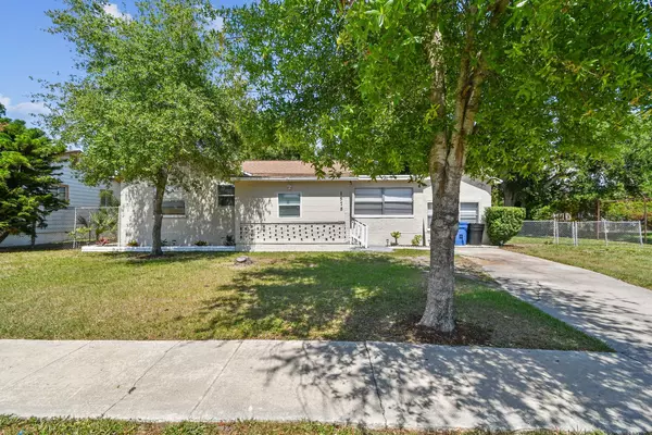 Coliving in Kenwood - Clearwater-St. Petersburg, Tampa