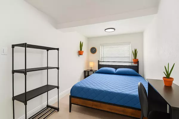 Coliving in Kenwood - Clearwater-St. Petersburg, Tampa