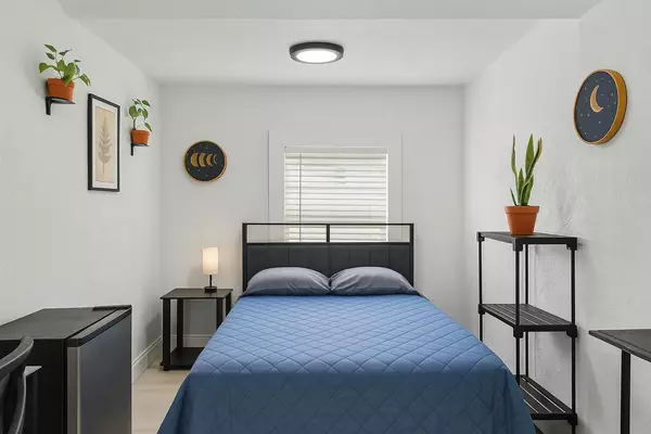 Coliving in Kenwood - Clearwater-St. Petersburg, Tampa