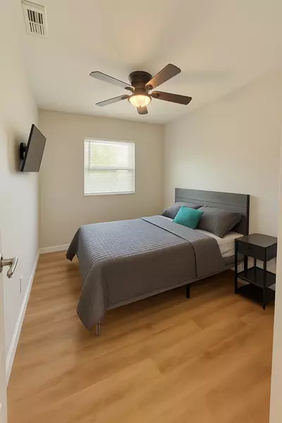 Coliving in Kenwood - Clearwater-St. Petersburg, Tampa