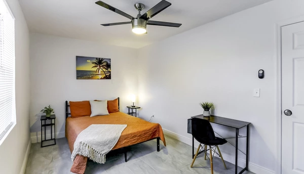 Coliving in Ybor City - Central Tampa, Tampa
