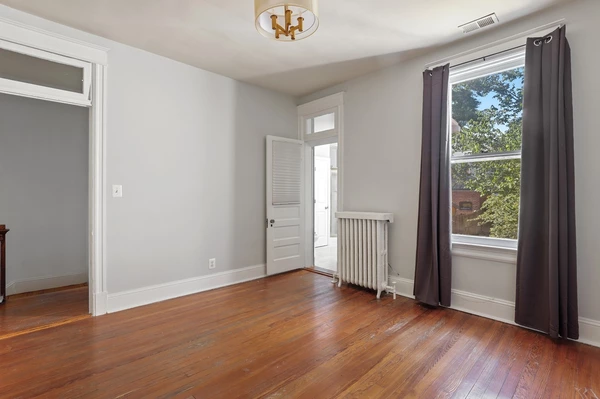 Coliving in Mount Pleasant - NW DC, Washington DC