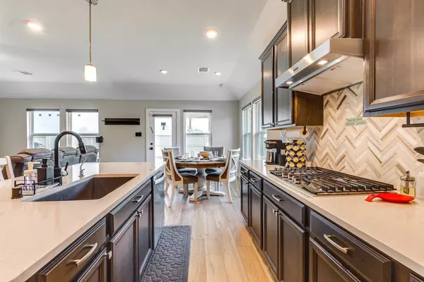 Coliving in The Woodlands - Nw Houston, Houston