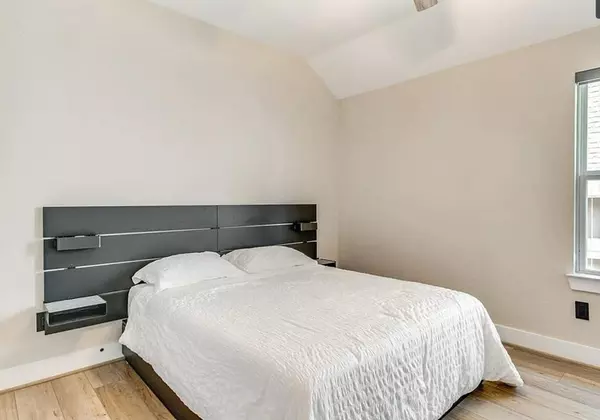 Coliving in The Woodlands - Nw Houston, Houston