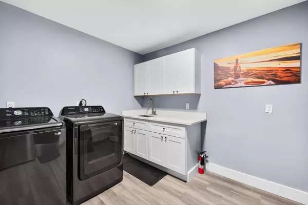 Coliving in Live Oaks Square - East Tampa, Tampa