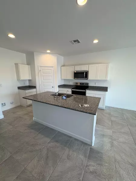 Coliving in Queen Creek - SE Valley, Phoenix