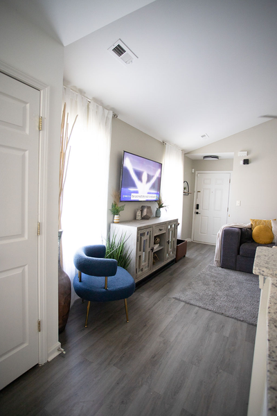 Coliving in Oakdale - North Charlotte, Charlotte