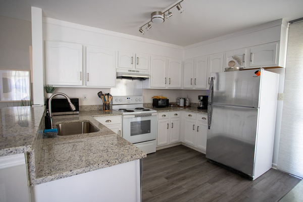 Coliving in Oakdale - North Charlotte, Charlotte