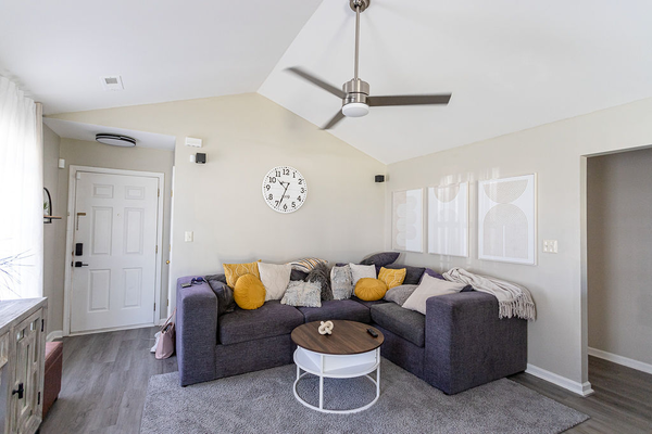 Coliving in Oakdale - North Charlotte, Charlotte