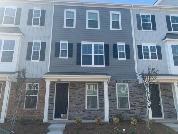 Coliving in Cornelius - North Charlotte, Charlotte