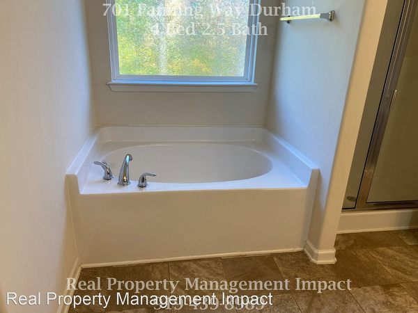 Coliving in Trinity Park - Durham, Raleigh