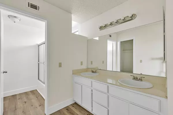 Coliving in Moreno Valley - Inland Empire, Los Angeles