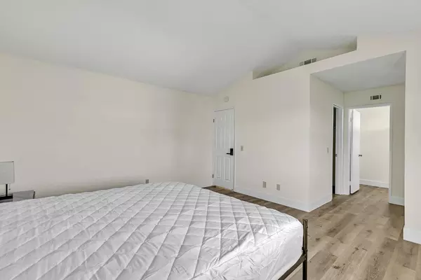 Coliving in Moreno Valley - Inland Empire, Los Angeles