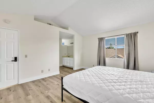 Coliving in Moreno Valley - Inland Empire, Los Angeles